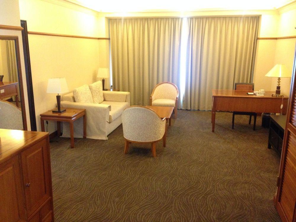 Hotel Kingdom Гаосюн Экстерьер фото