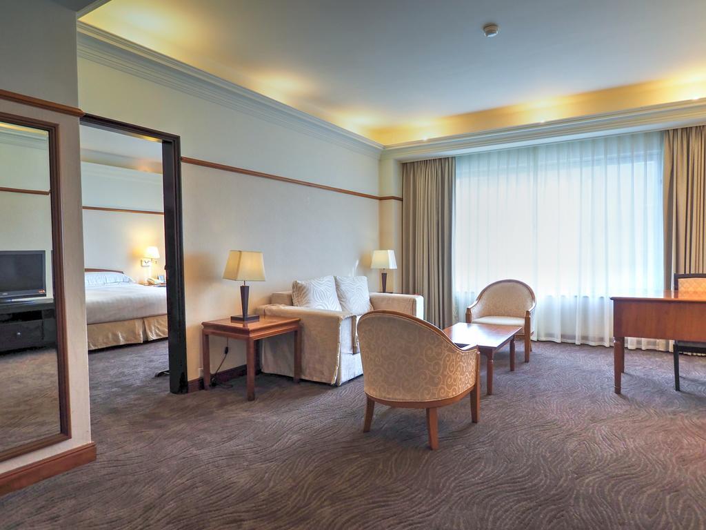 Hotel Kingdom Гаосюн Экстерьер фото